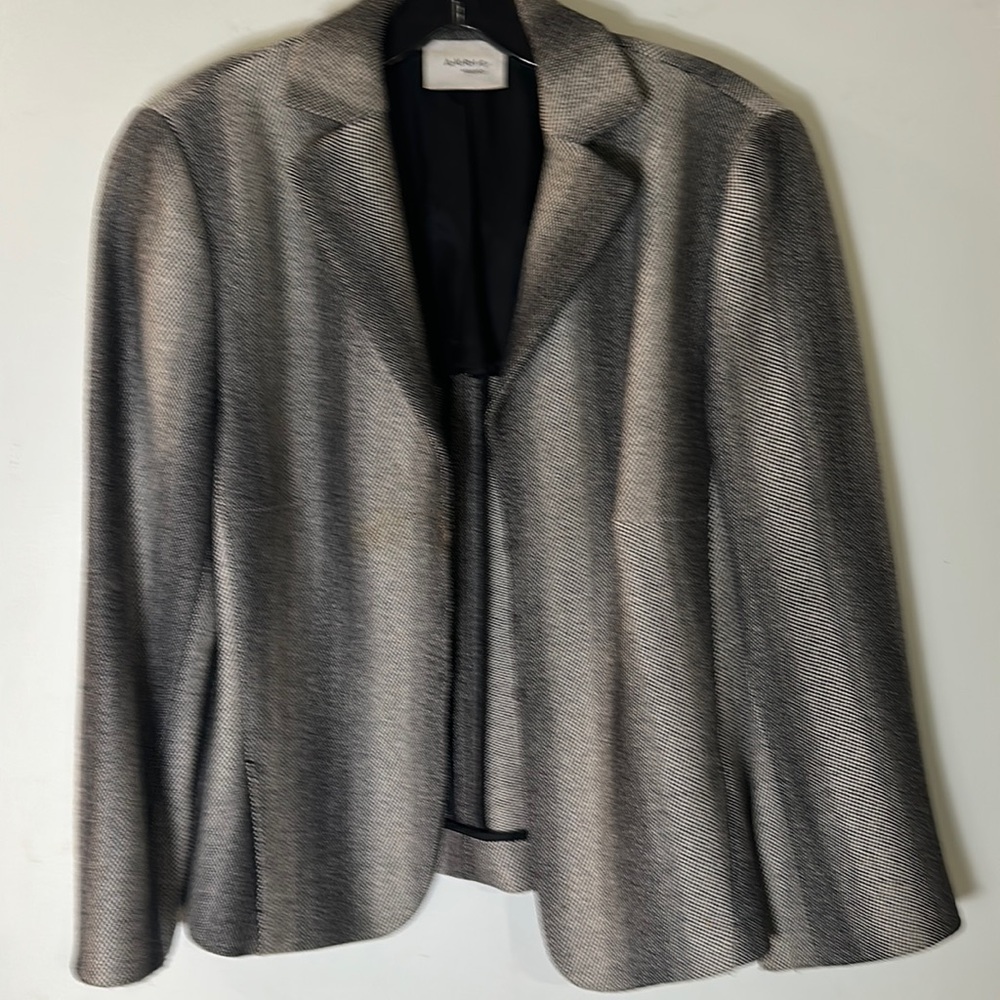 Akris Punto Tweed Jacket Gray. Size 10